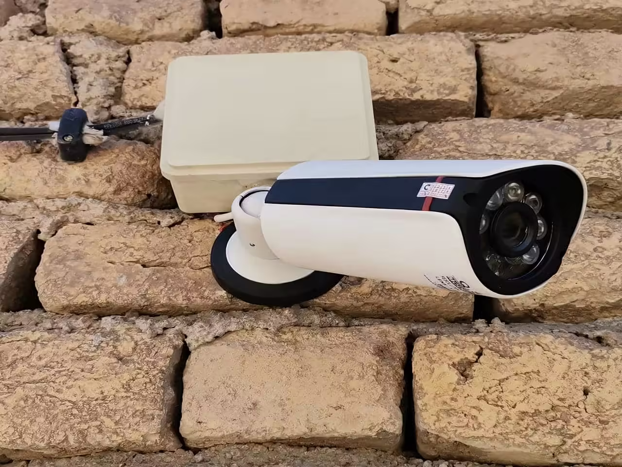 دوربین مداربسته کنترل از راه دور در طرقبه دوربین مداربسته کنترل از راه دور در طرقبه