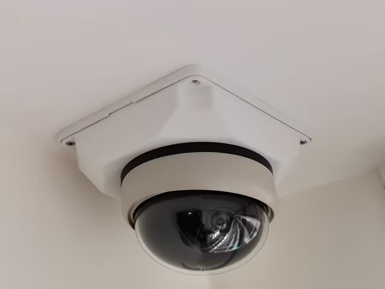 دوربین مداربسته دید در شب رنگی در طرقبه دوربین مداربسته دید در شب رنگی در طرقبه