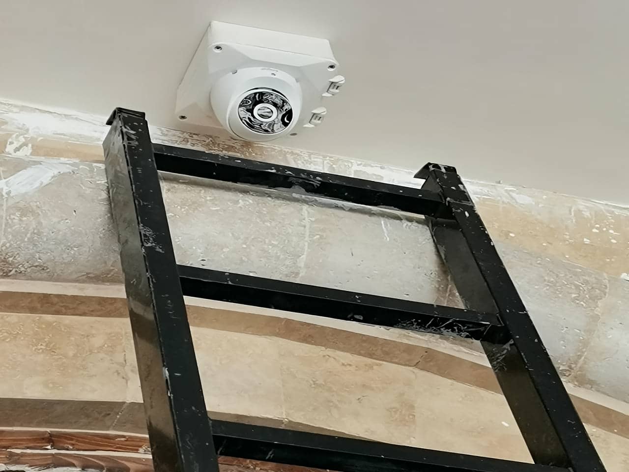 دوربین مداربسته دید در شب رنگی در درگز
