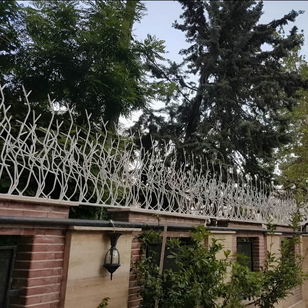 حفاظ شاخ گوزنی تراکم ۳۱ میلگرد ۸ اقتصادی – 7 حفاظ شاخ گوزنی تراکم 31 در مشهد با رنگ مشکی و طلایی