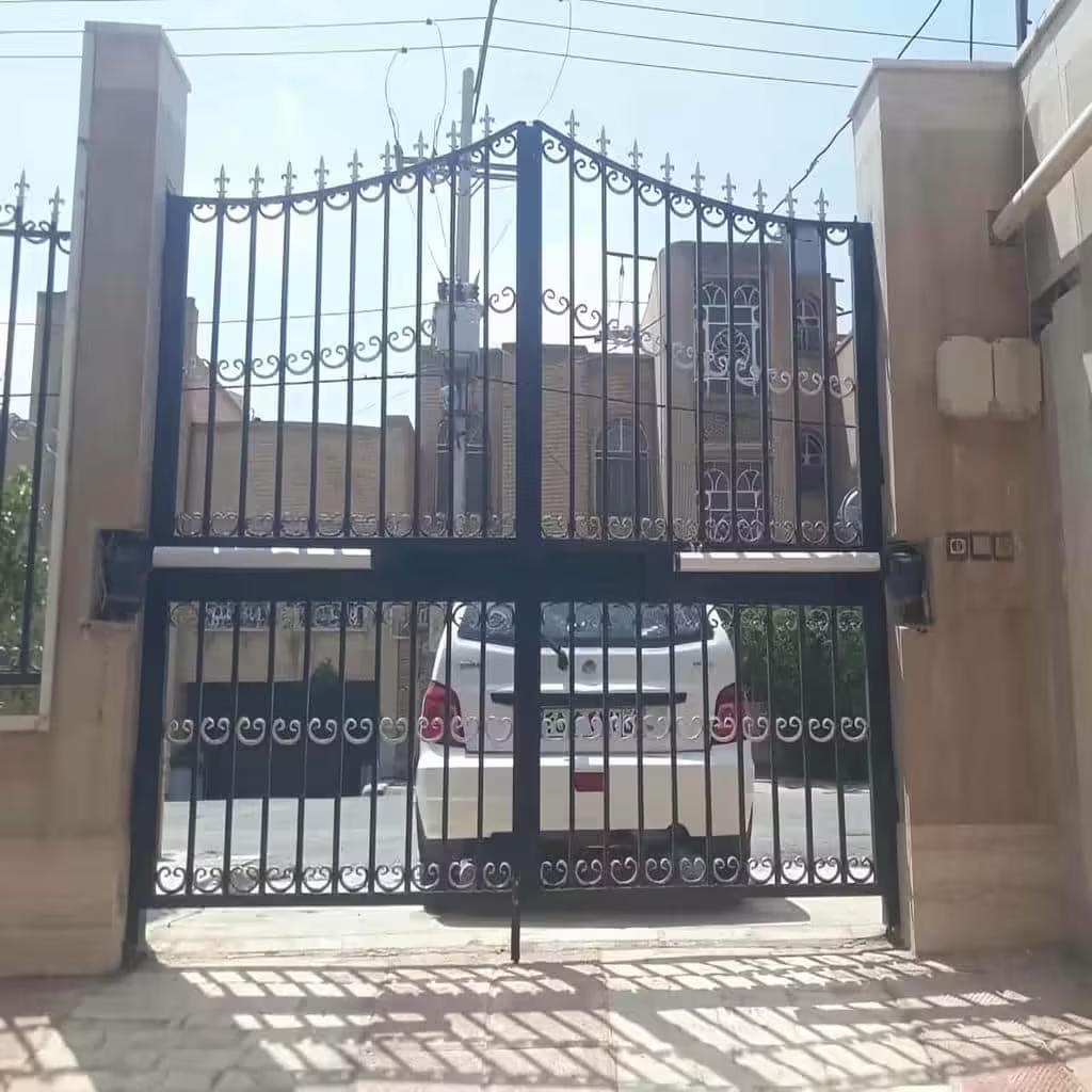 سفارش جک درب پارکینگی در مشهد سفارش جک درب پارکینگی در مشهد