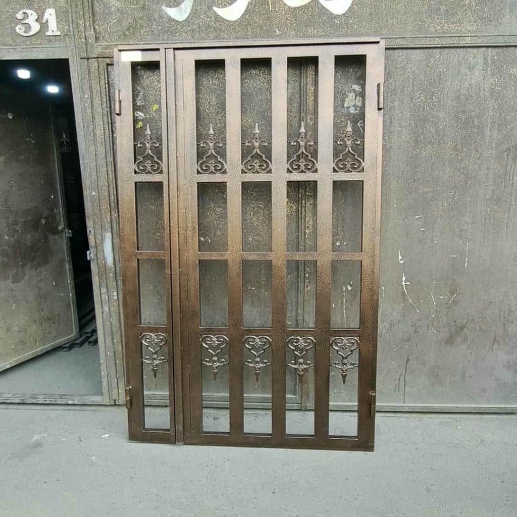 حفاظ پشت درب ضد سرقت آپارتمان در مشهد