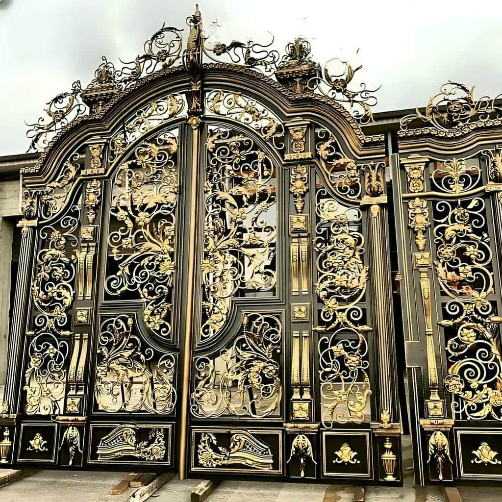 villa-door-wrought-iron-tx.jpg مشخصات درب باغی ویلایی لاکچری در مشهد