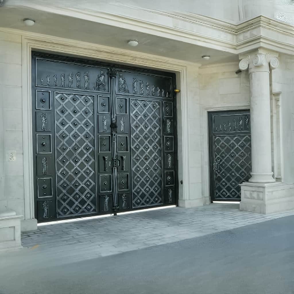 درب-هخامنش-1.jpg مشخصات درب فلزی هخامنشی در مشهد