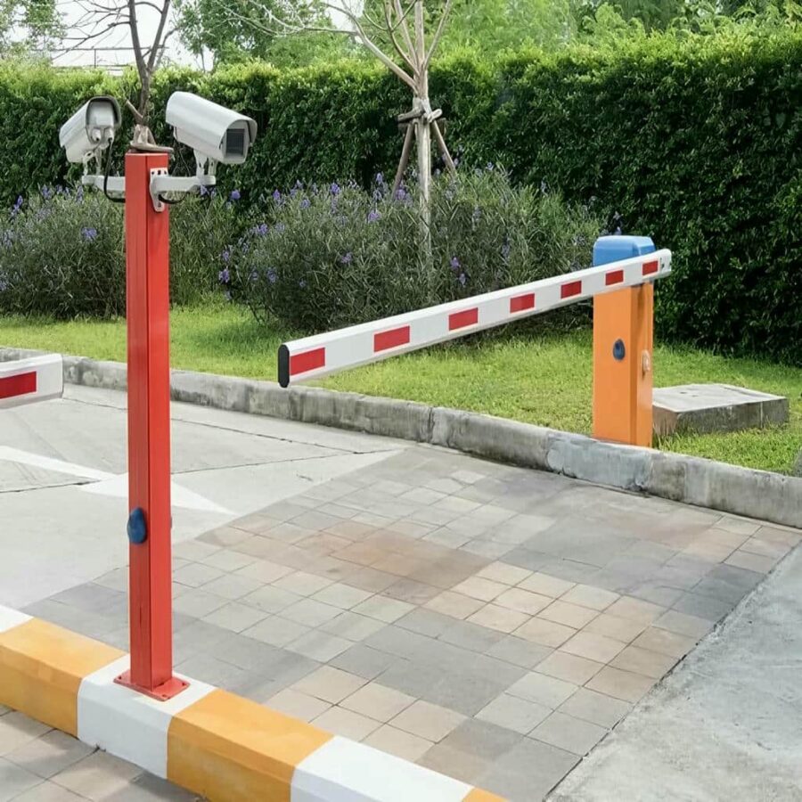 راهبند پارکینگ در مشهد برای ورودی پارکینگ عمومی