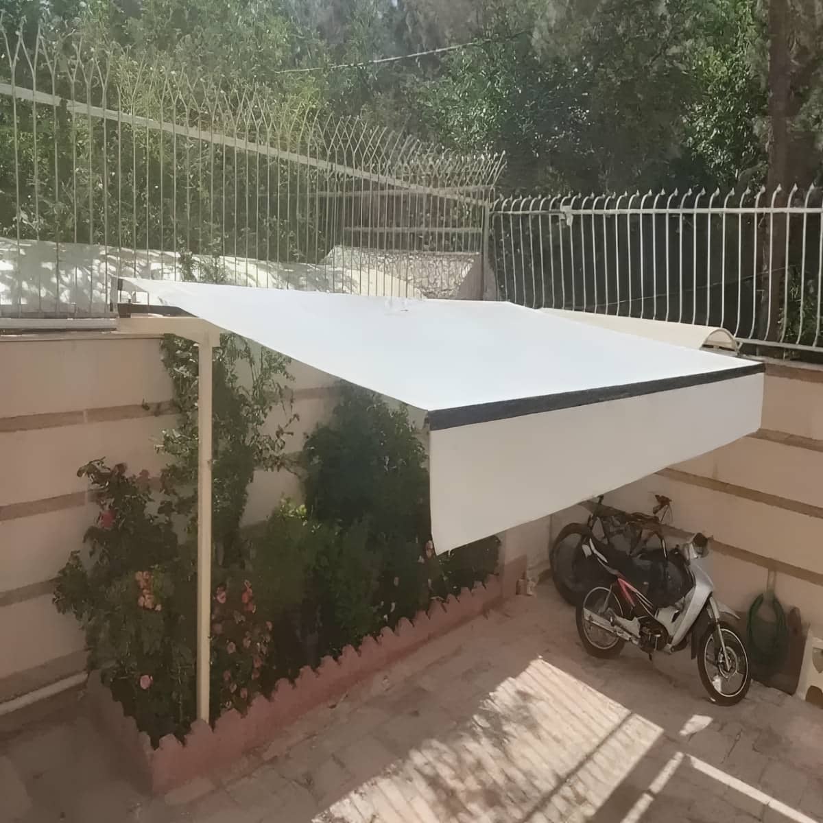 سایبان برقی فول باکس تجاری در مشهد با پارچه مقاوم سایبان برقی فول باکس تجاری در مشهد با پارچه مقاوم
