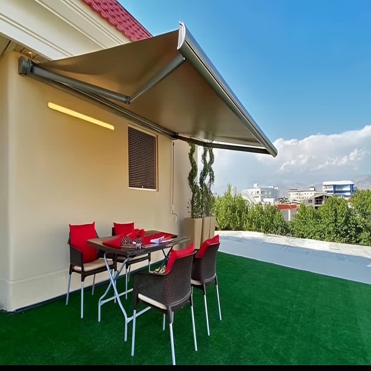 کنترل سایبان برقی در مشهد با کلید دیواری کنترل سایبان برقی در مشهد با کلید دیواری