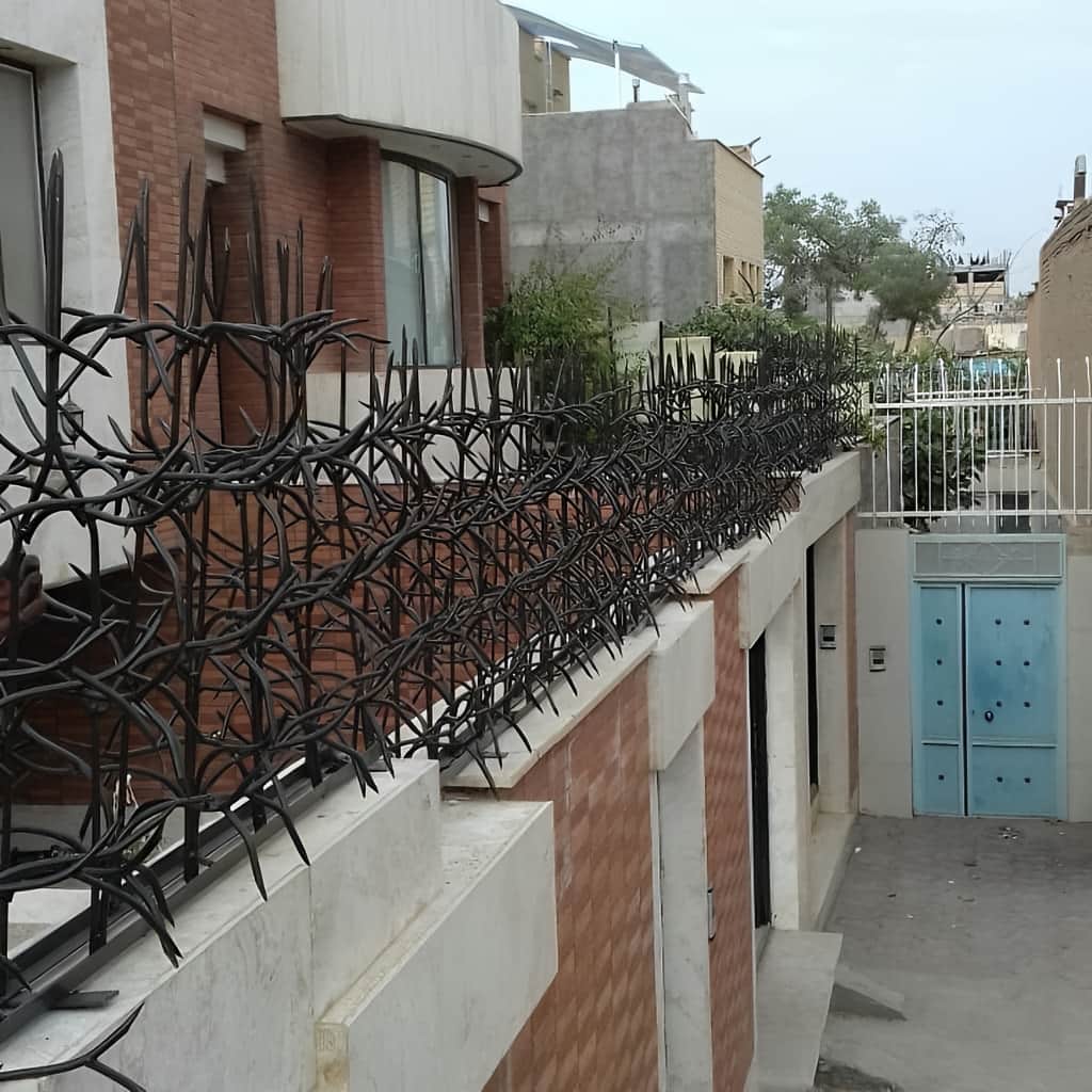 سفارش حفاظ آبشاری برای دیوار سنگی با تراکم انتخابی در مشهد سفارش حفاظ آبشاری برای دیوار سنگی با تراکم انتخابی در مشهد