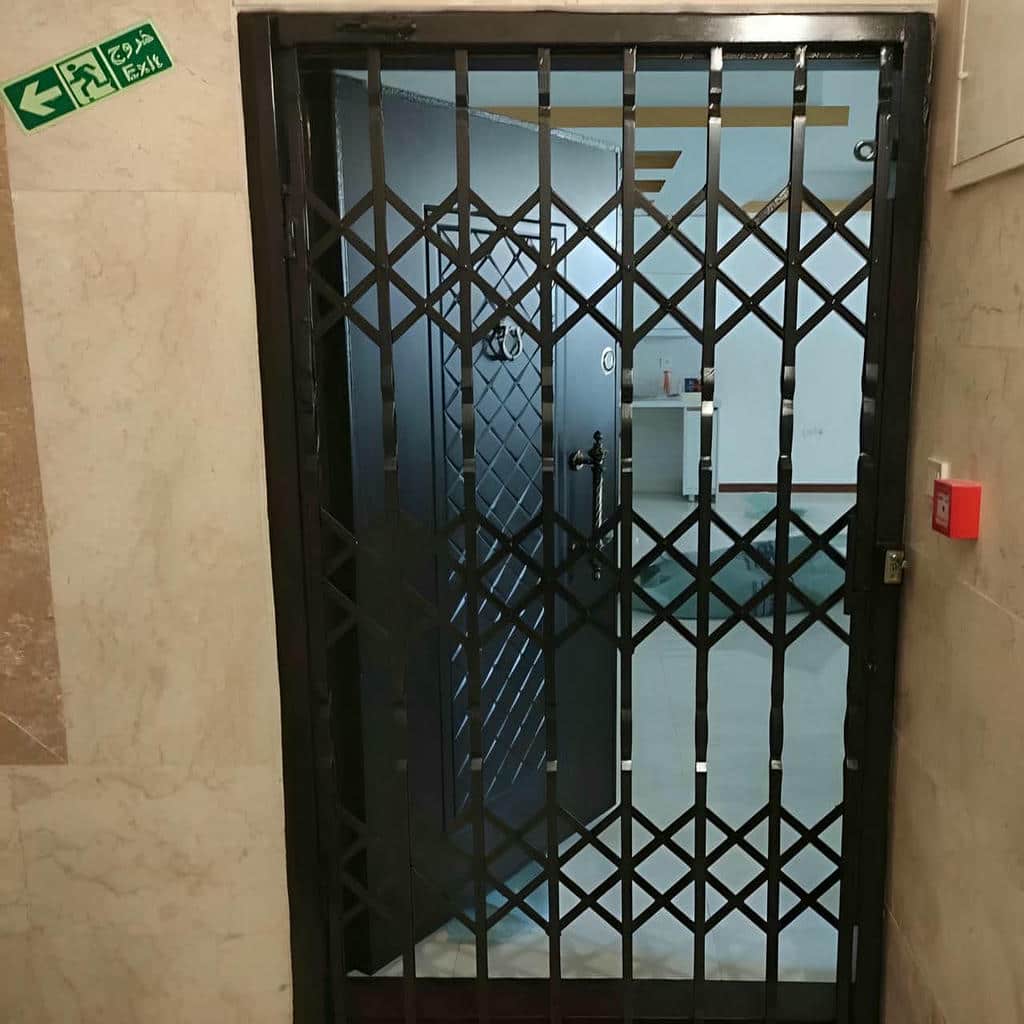 انتخاب حفاظ درب آپارتمان ضد دیلم متناسب با چهارچوب در مشهد
