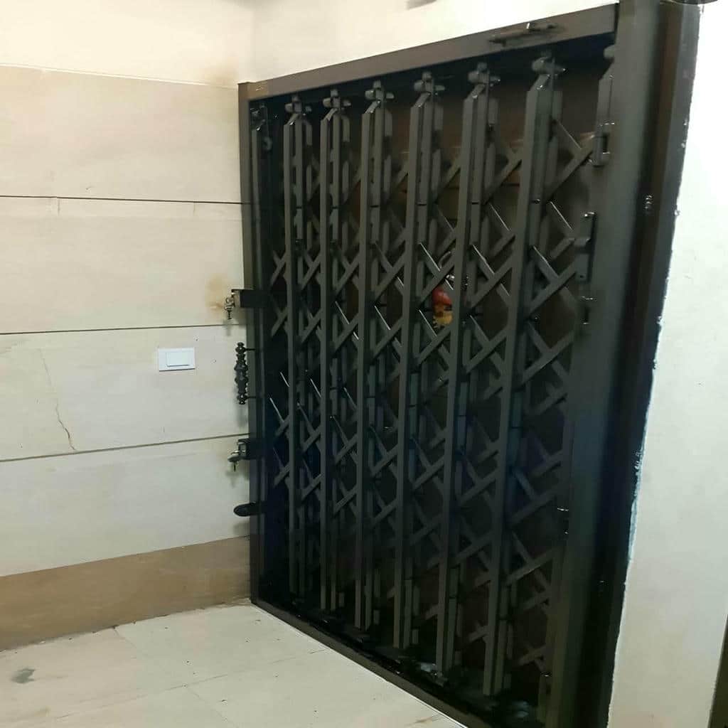 ساخت درب ریلی آکاردئونی کم جا براساس ابعاد دهانه در مشهد