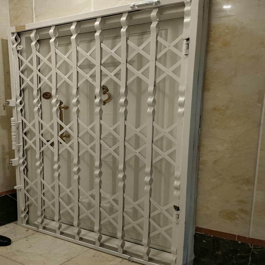مدل سه لوزی حفاظ آکاردئونی درب واحد مسکونی برای سفارش در مشهد