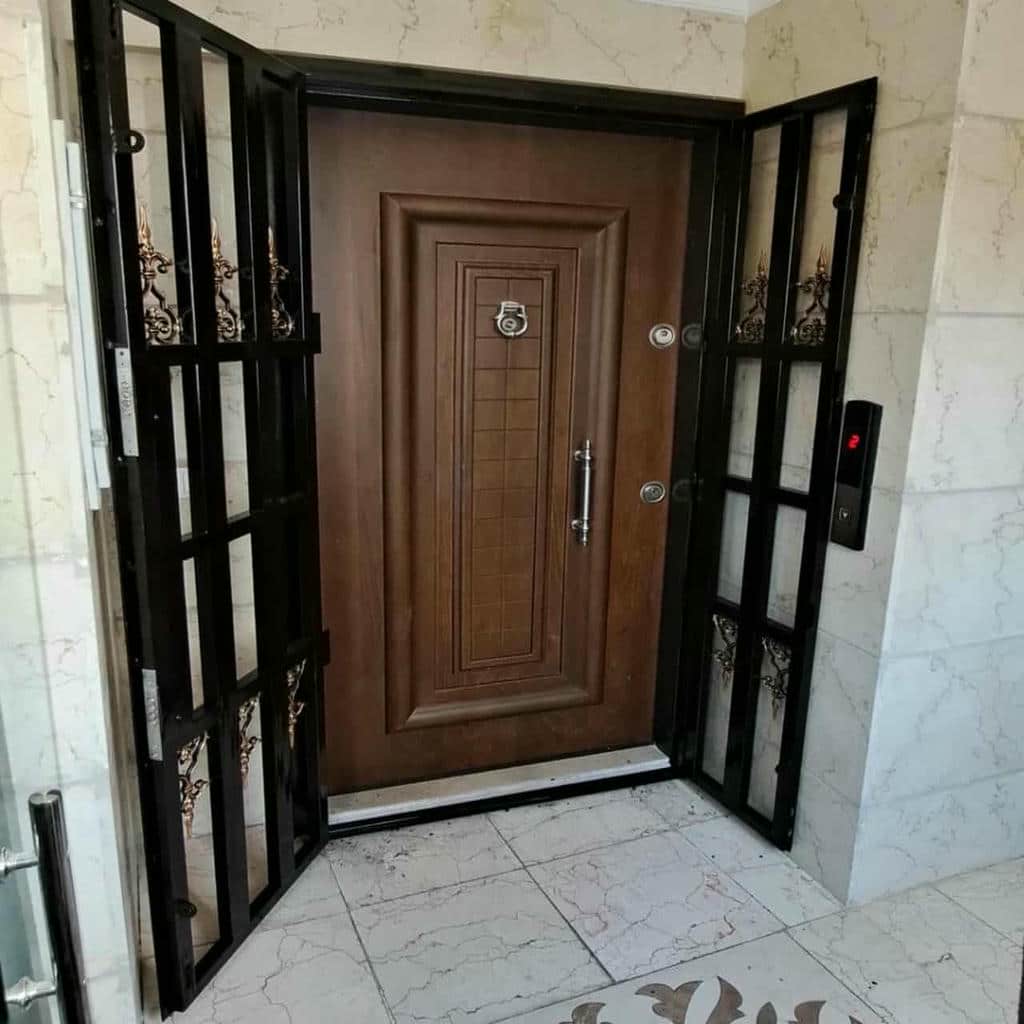 فروش درب آکاردئونی پنج گل دوبل با رنگ سفارشی در مشهد