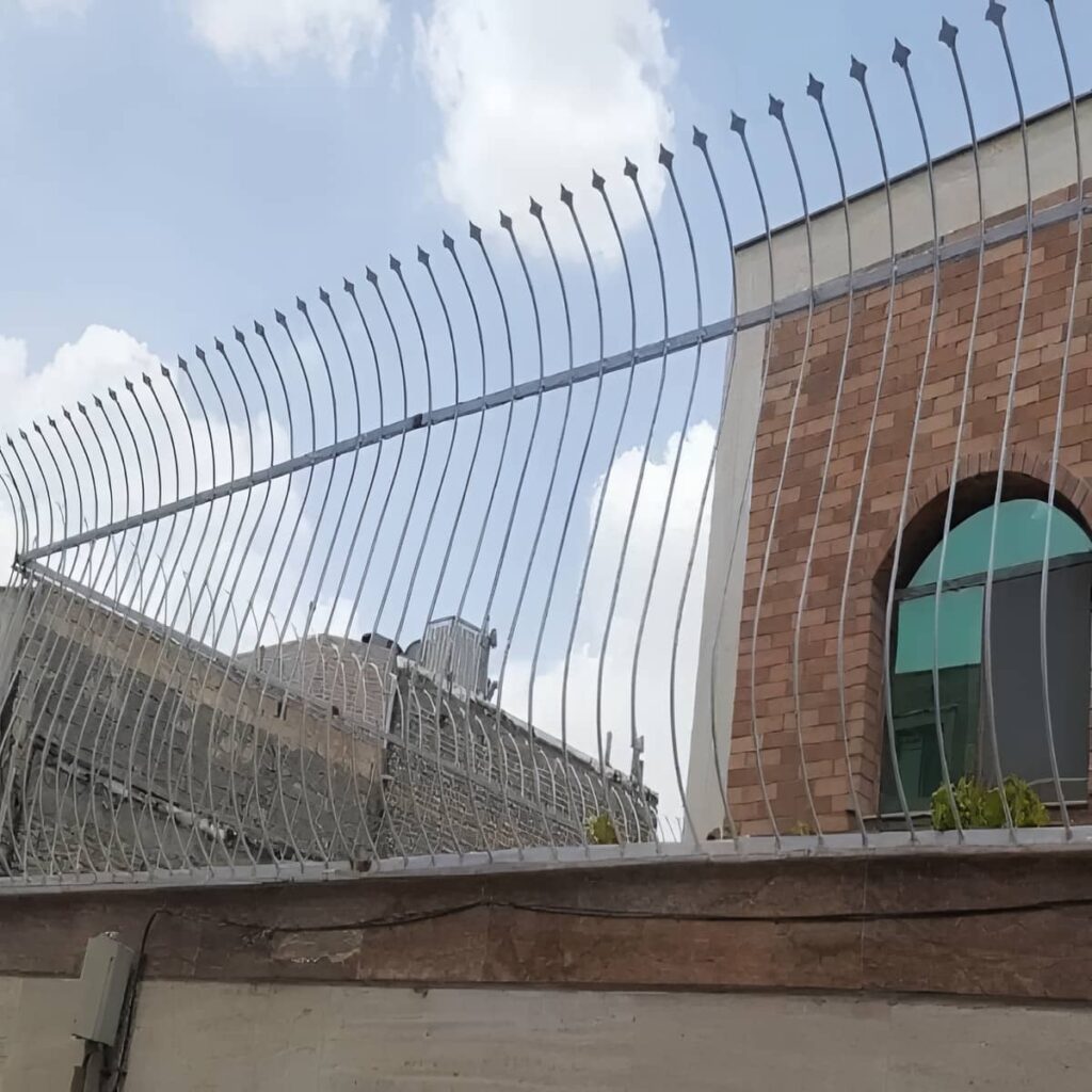 سفارش حفاظ امنیتی دیوار بلند با تراکم انتخابی در مشهد