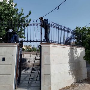 10 مدل حفاظ سرنیزه ای دیوار حیاط در مشهد