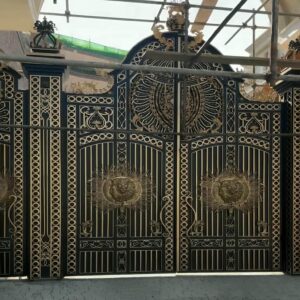 10 مدل درب حیاط طاق دار در مشهد