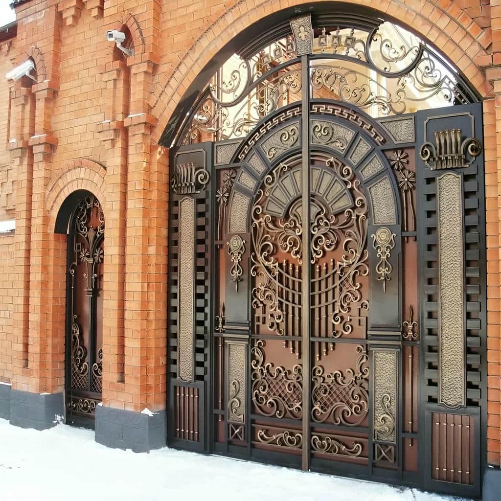 سفارش درب آهنی برش لیزری ورودی با نقش گیاهی در مشهد