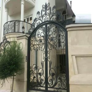 11 مدل درب حیاط قاب فلزی در مشهد