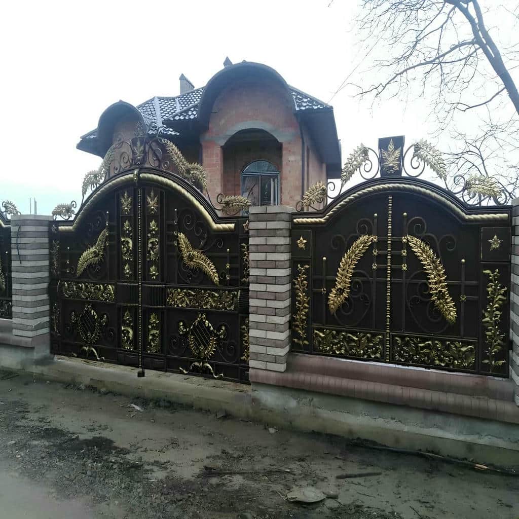 ساخت درب فلزی ساختمان ورودی اصلی با برش CNC در مشهد
