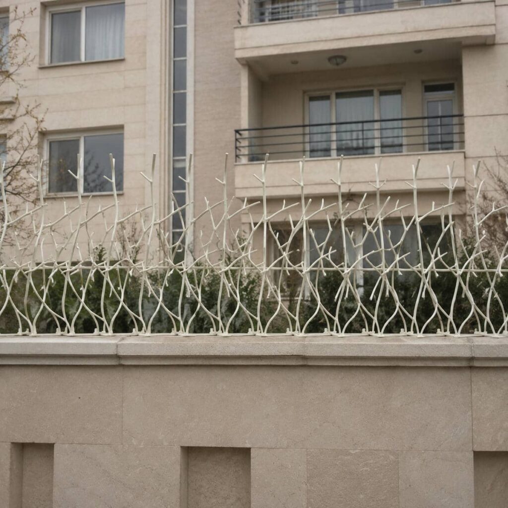 خرید حفاظ روی دیوار باغ متناسب با شرایط محوطه در مشهد