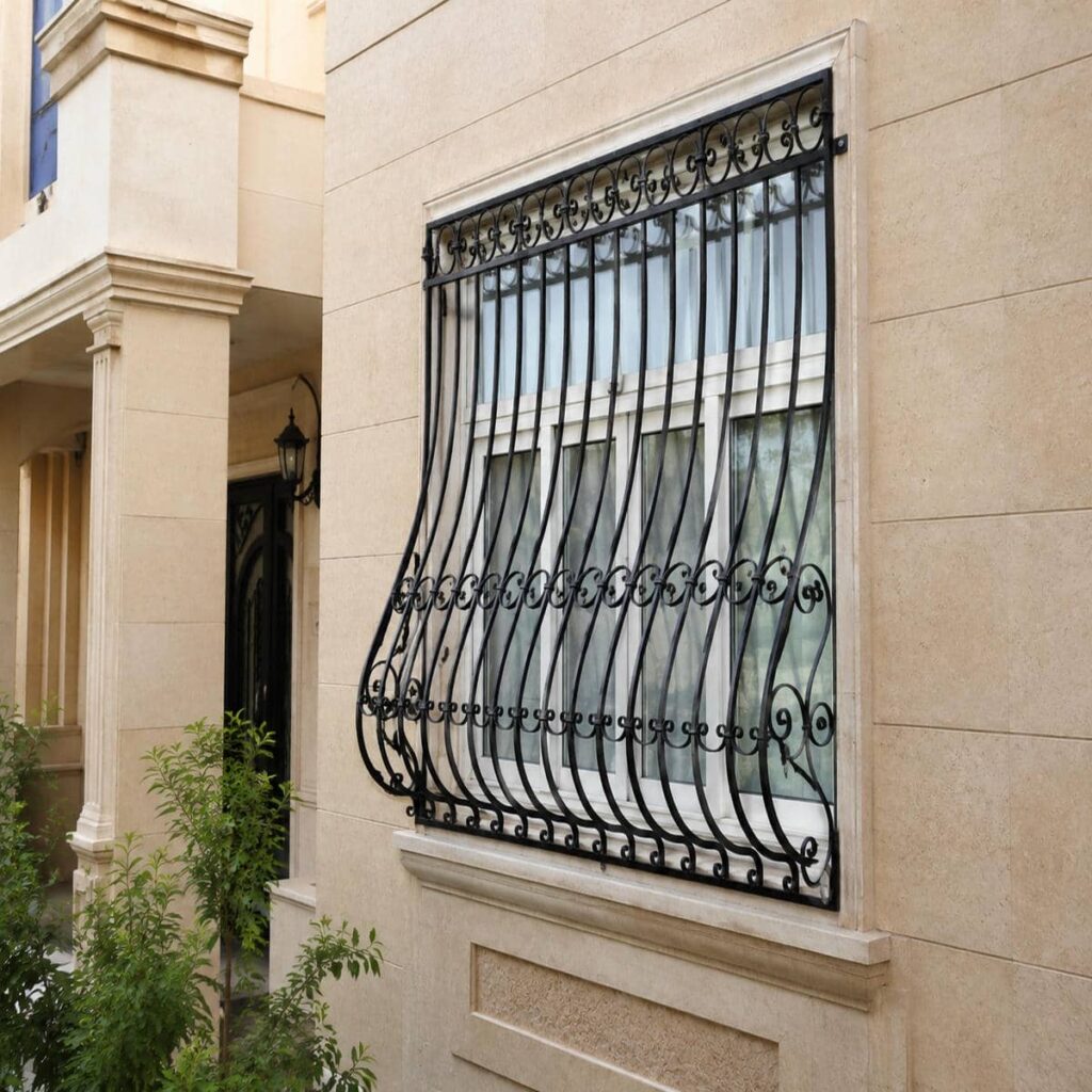 اجرای حفاظ پنجره مشکی طلایی نما با قاب فلزی در مشهد