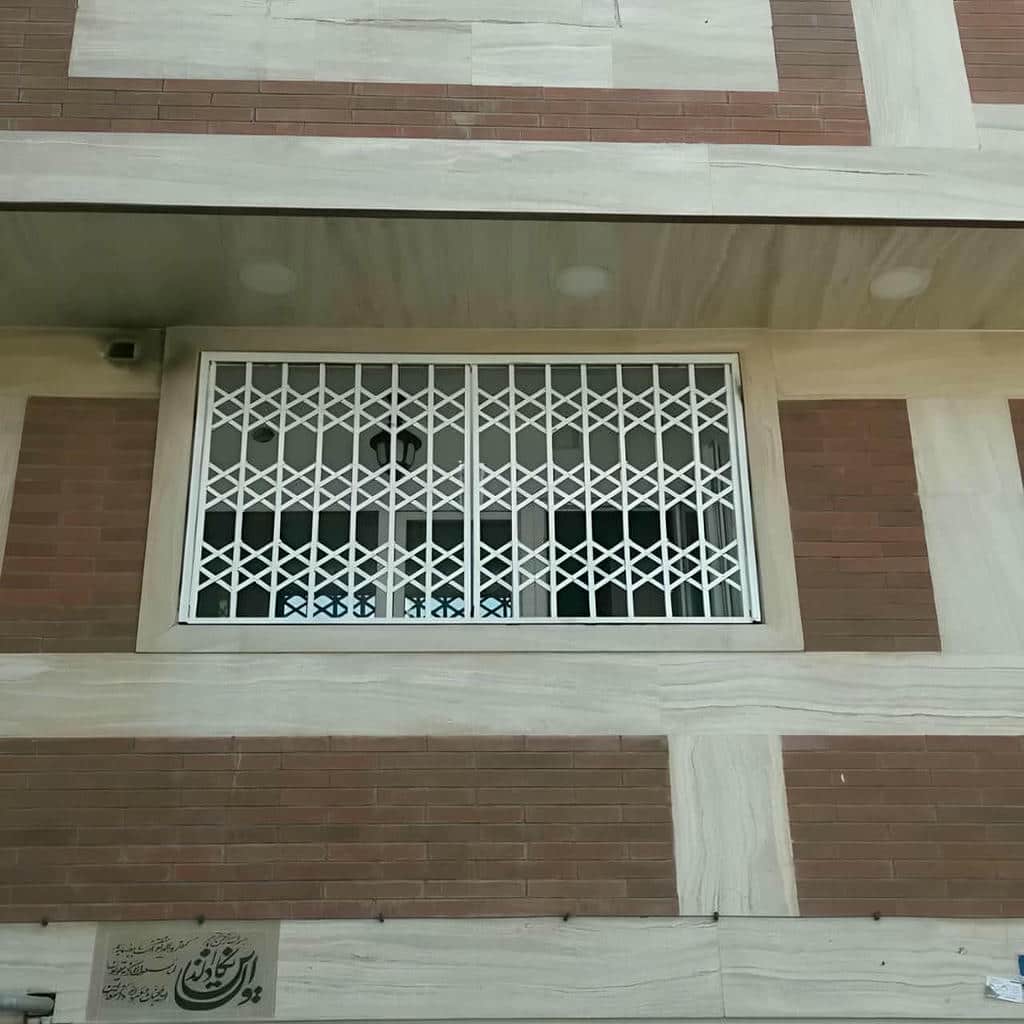 مدل دو لنگه حفاظ پنجره ریلی بازشو برای پنجره عریض در مشهد