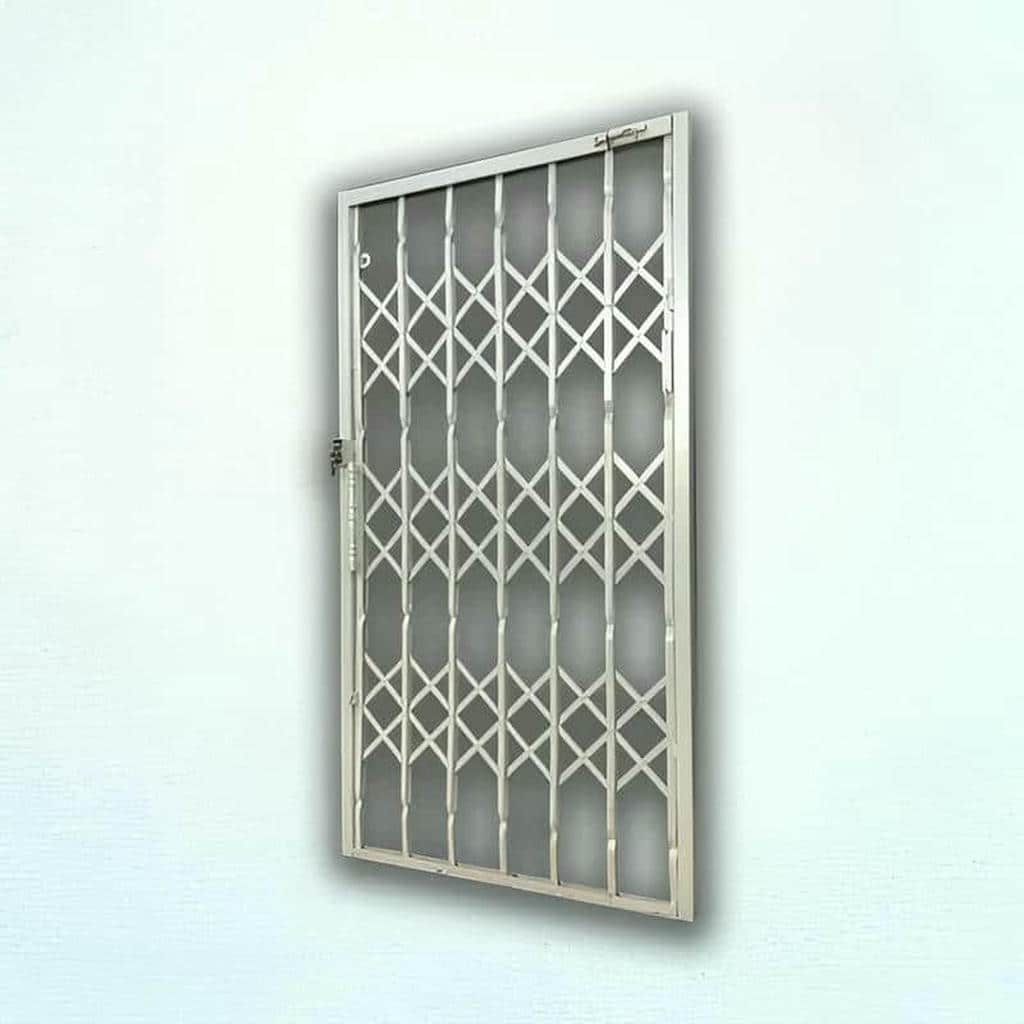حفاظ کرکره ای با پوشش روشن و طرح ساده