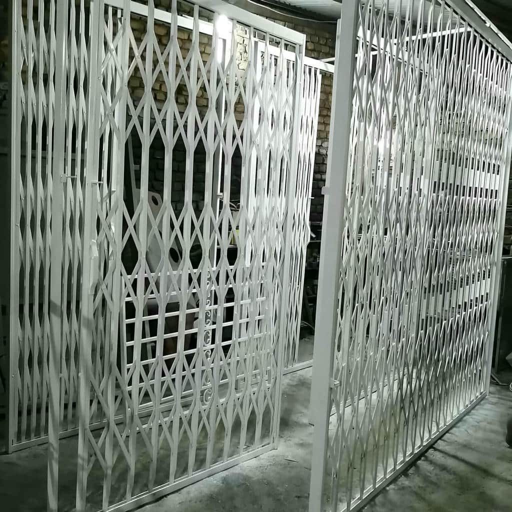 محافظ درب آپارتمان مشکی آماده ارسال در مشهد