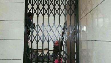 نرده آکاردئونی فلزی ورودی پروژه نوساز مشهد