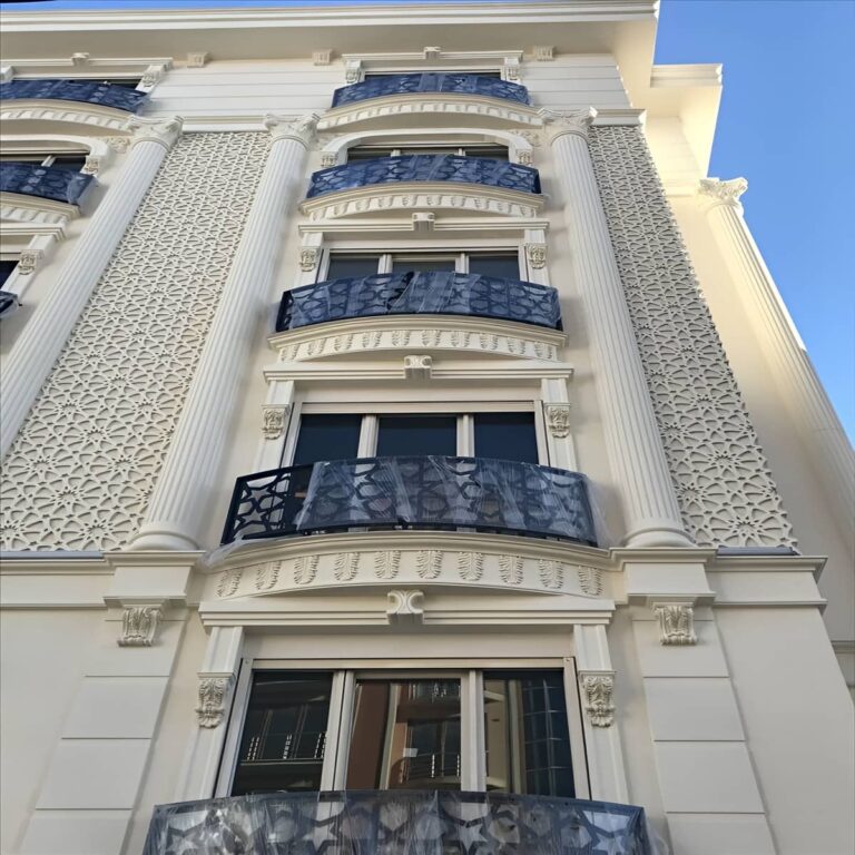 حفاظ بالکن مقاوم در برابر باران مشهد