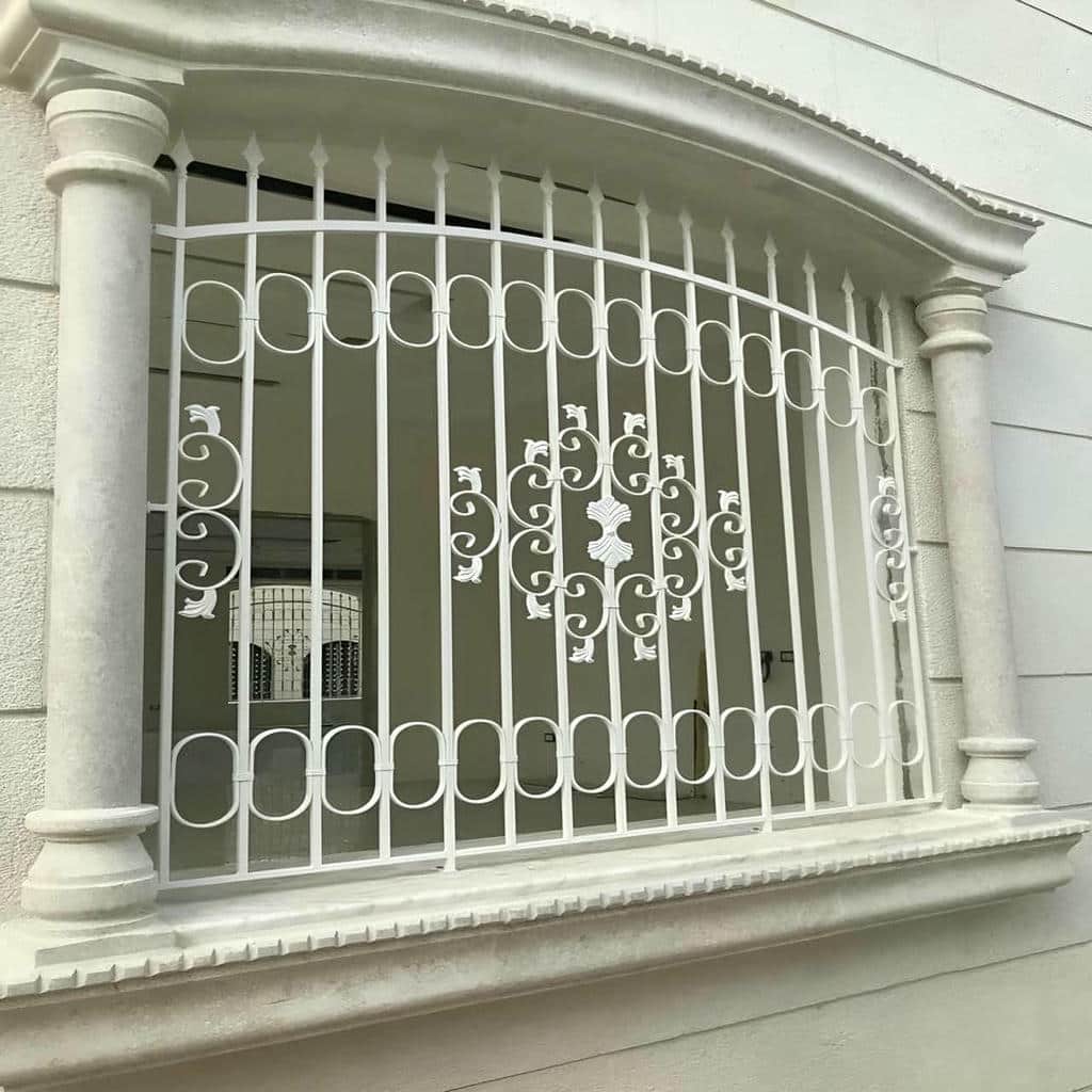 گارد پنجره کم عرض مشهد با خطوط ساده