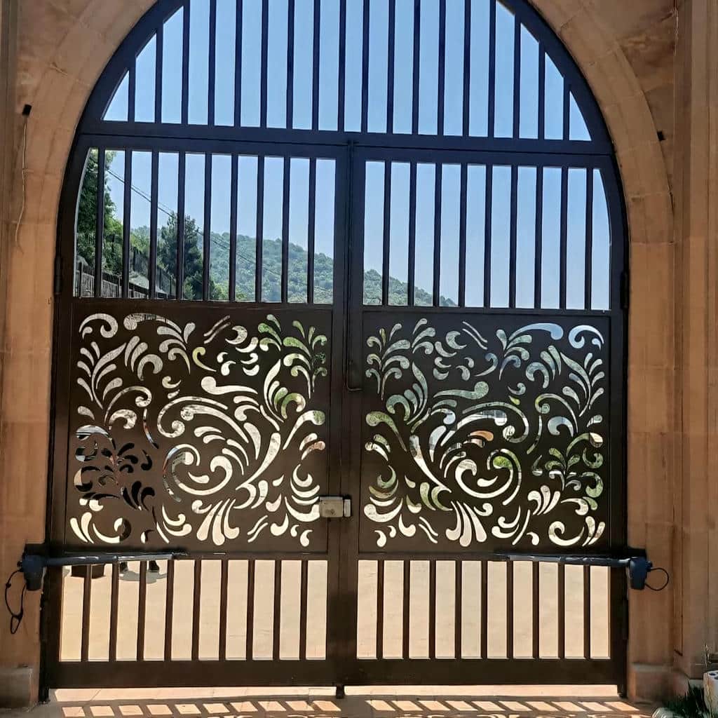 جک درب پارکینگ بازویی برای ویلای مشهد