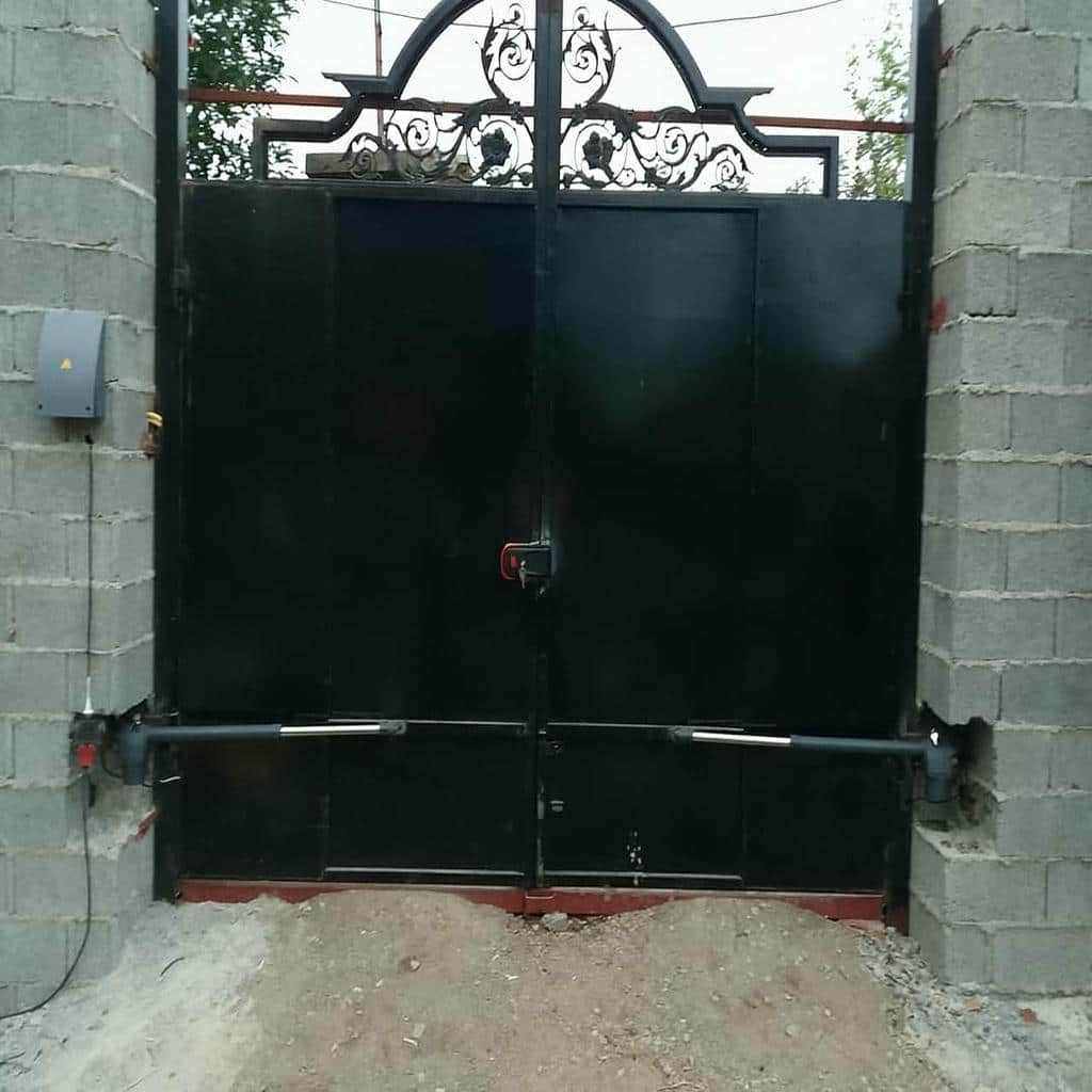 جک پارکینگ ایرانی با بدنه مقاوم