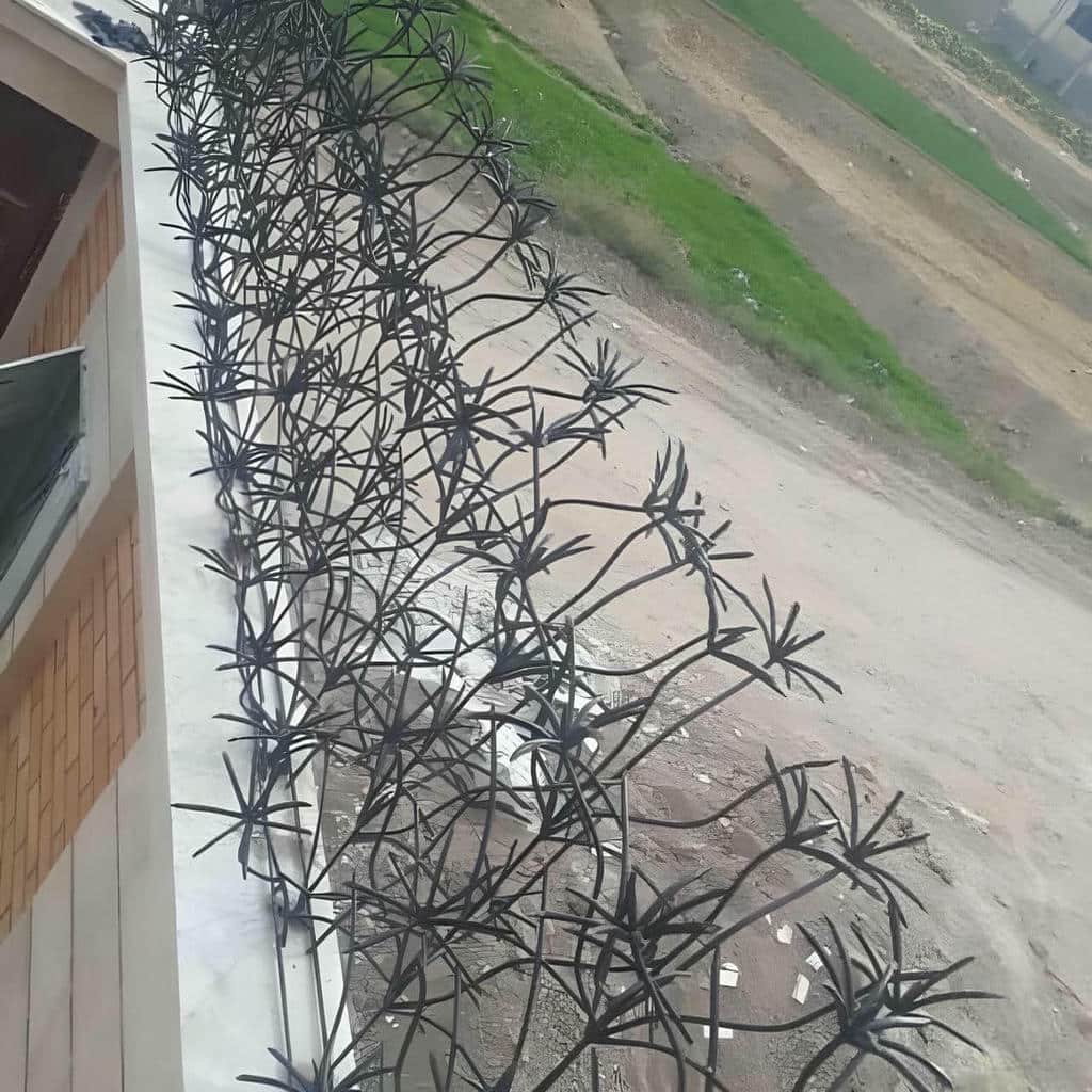 نرده دیواری دکوراتیو در فضای مرطوب مشهد