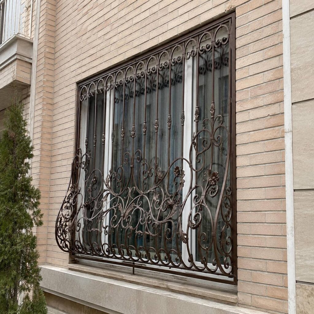 نرده پنجره فرفورژه مشهد برای نمای کلاسیک